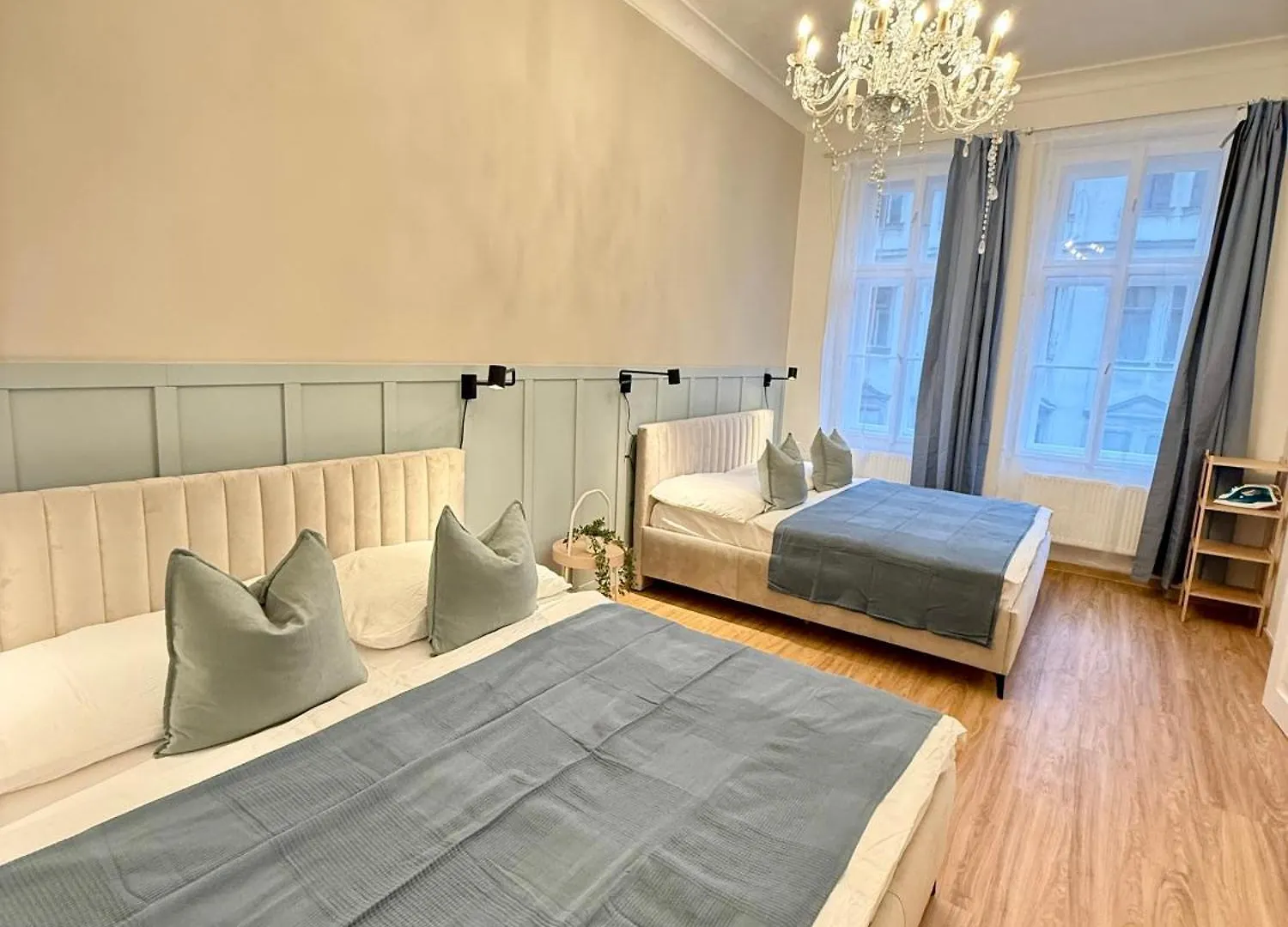 Stunning Apartment In Middle Of Wenceslas Square Πράγα