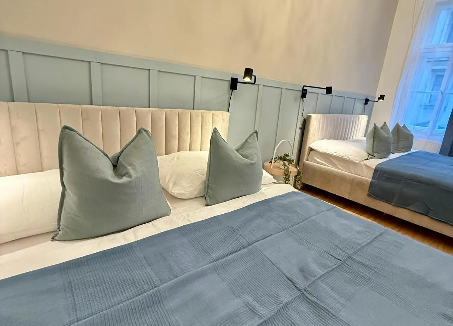 Stunning Apartment In Middle Of Wenceslas Square Prag 0*,