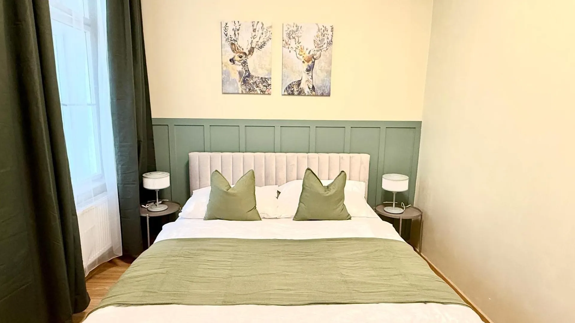 Stunning Apartment In Middle Of Wenceslas Square Prag Tschechische Republik
